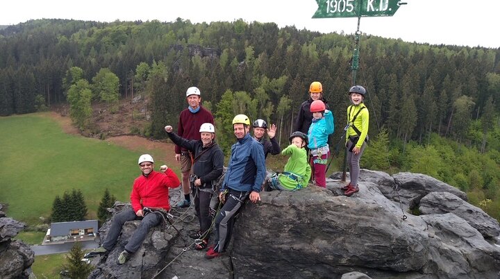 Gipfelbild der Klettergruppe Muldental im Bielatal  | © DAV Leipzig / Raik Herrmann